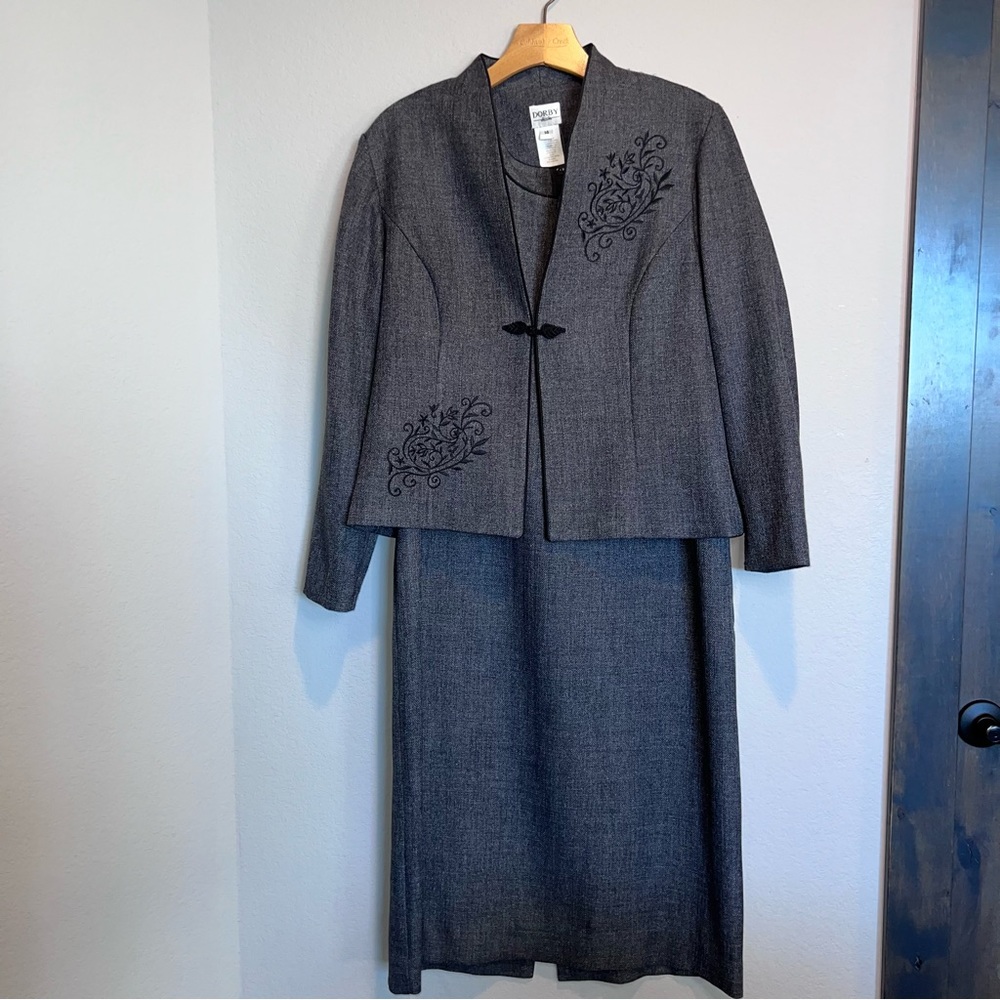Vintage. Dorby. Costume - dress and jacket